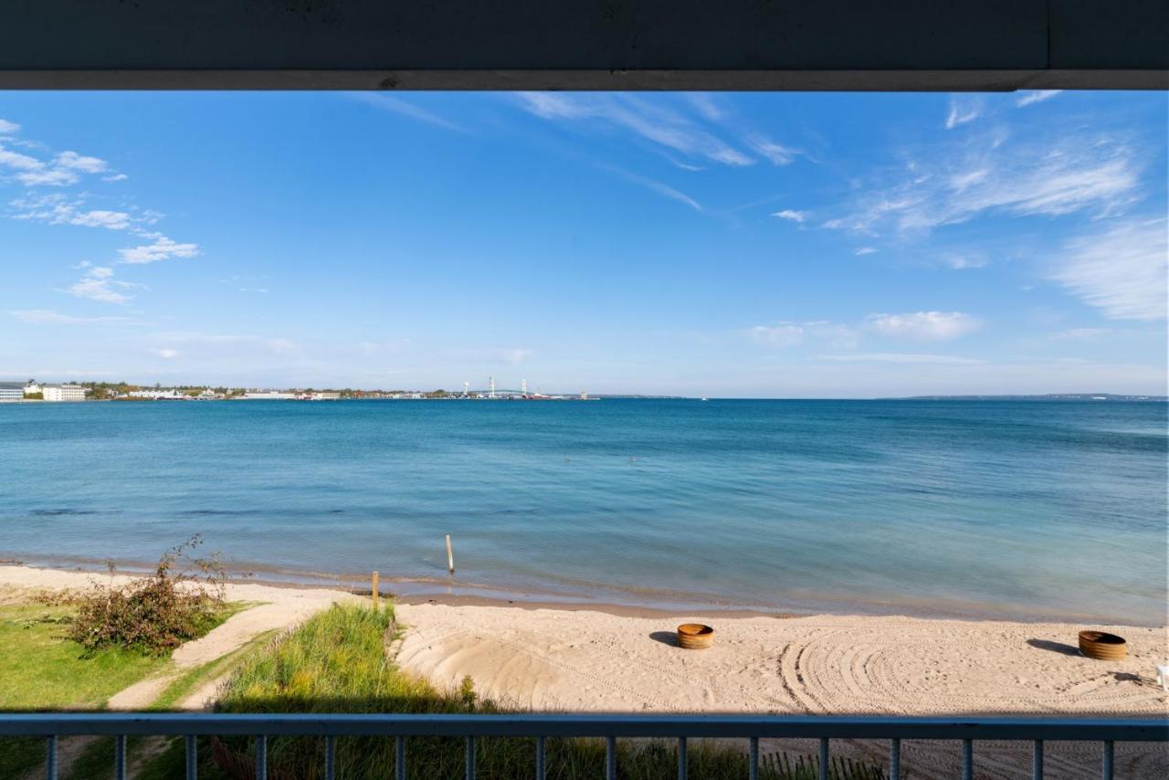 Clearwater Lakeshore Motel Mackinaw City Eksteriør billede