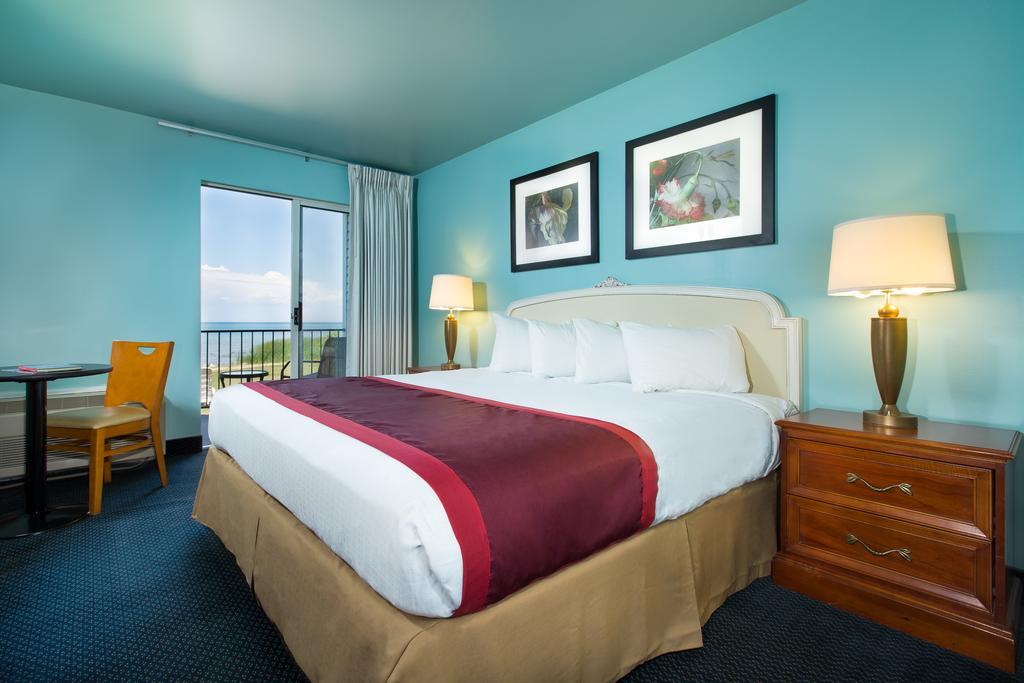Clearwater Lakeshore Motel Mackinaw City Værelse billede