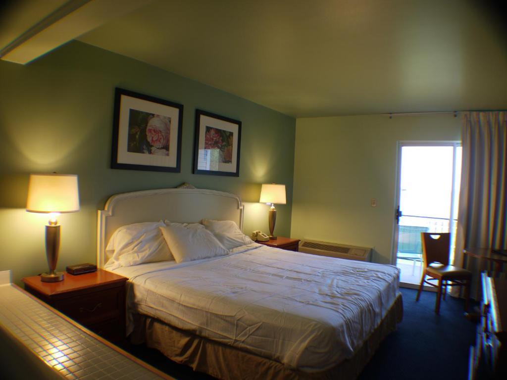 Clearwater Lakeshore Motel Mackinaw City Værelse billede