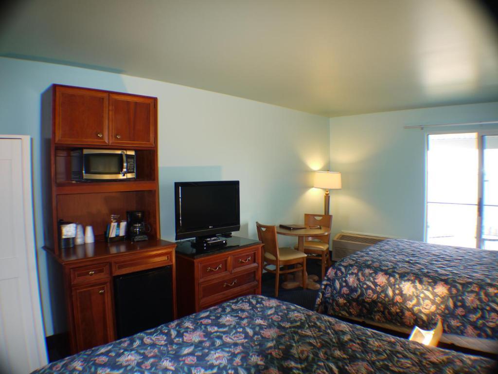 Clearwater Lakeshore Motel Mackinaw City Værelse billede